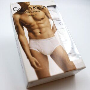 Calvin Klein 100% cotton Classic Fit Mens Briefs 3Pack size M New Un-opened box